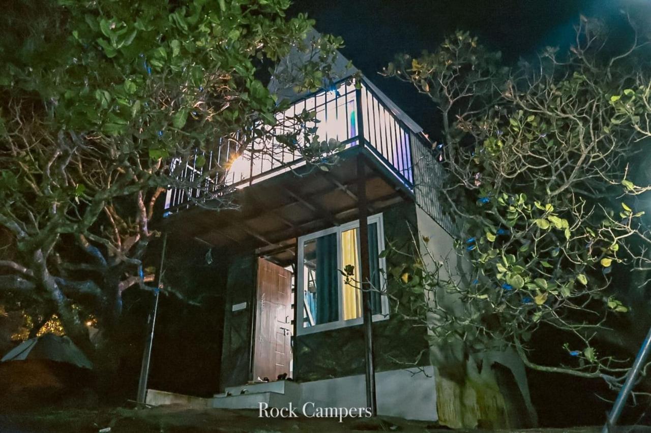 Rock Campers Hotel And Resort Chillithodu Exterior foto
